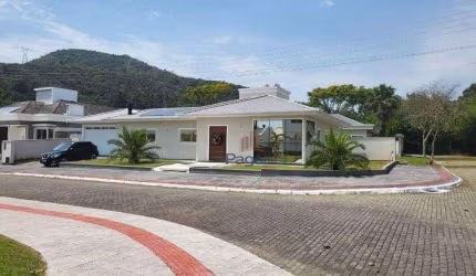 Casa com 3 dormitórios à venda, 198 m² por R$ 1.700.000,00 - Praia de Fora - Palhoça/SC