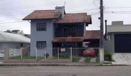 Casa com 3 dormitórios à venda, 190 m² por R$ 1.000.000,00 - Cidade Universitária Pedra Branca - Palhoça/SC