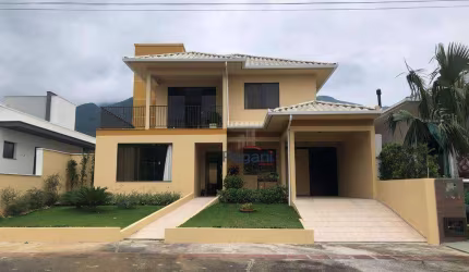 Casa com 4 dormitórios à venda, 278 m² por R$ 955.000,00 - Praia de Fora - Palhoça/SC