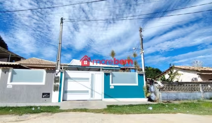Casa com 2 quartos à venda na Rua Irmã Leontina, 876, Balneário das Conchas, São Pedro da Aldeia, 75 m2 por R$ 320.000