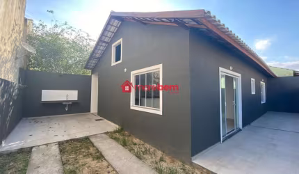 Casa em condomínio fechado com 3 quartos à venda na Rua Comandante Ituriel, 1612, Fluminense, São Pedro da Aldeia, 80 m2 por R$ 360.000