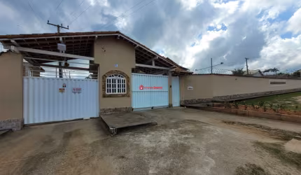 Casa três dormitórios (sendo três suítes), disponível para locação em condomínio fechado - São Pedro da Aldeia