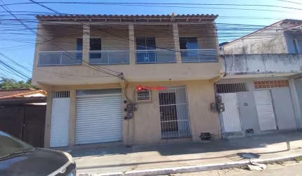 Casa com loja só R$220 mil