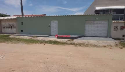 Excelente casa de 2 quartos, com salão