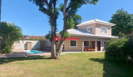 Casa com 3 quartos para alugar na Rua Governador Carlos Lacerda, Base Aero Naval, São Pedro da Aldeia, 180 m2 por R$ 6.000