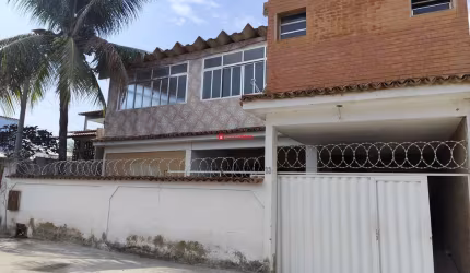 Casa com 5 quartos para alugar na Rua Henrique Zaponne, 33, Vinhateiro, São Pedro da Aldeia, 130 m2 por R$ 3.500