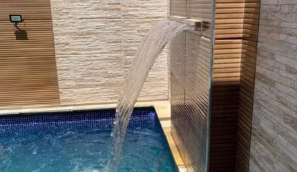CASA NA PRAIA  - COM PISCINA E CHURRASQUEIRA