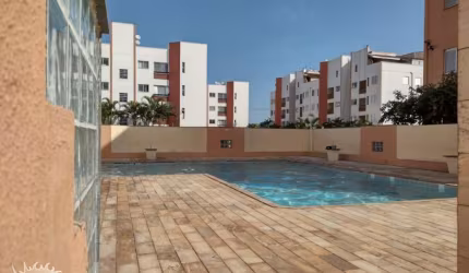 LINDO APARTAMENTO LADO PRAIA EM CONDOMÍNIO FECHADO