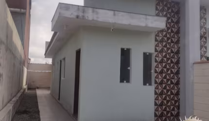 CASA NA PRAIA A 5 MINUTOS DO CENTRO DA CIDADE