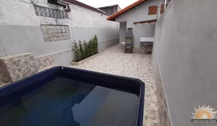 LINDA CASA NA PRAIA LADO PRAIA COM PISCINA E CHURRASQUEIRA
