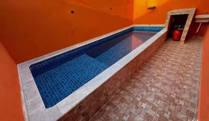 CASA NA PRAIA LADO PRAIA  COM PISCINA 7M X 2,5M