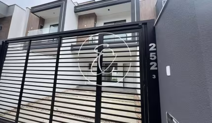 Casa Nova à Venda no Bom Retiro, Joinville - Perfeita para Sua Família!