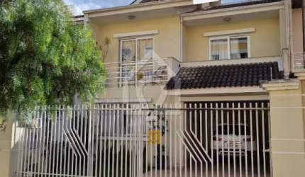 SOBRADO À VENDA EM UVARANAS