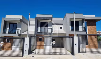 SOBRADO TRIPLEX À VENDA EM ORFÃS