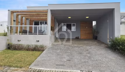 CASA À VENDA NO CONDOMÍNIO RESERVA ECOVILLE I