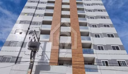 COBERTURA À VENDA NO CENTRO - EDIFÍCIO PABLO VILARÓ