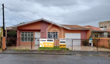 CASA PARA LOCAÇÃO NOVA RUSSIA