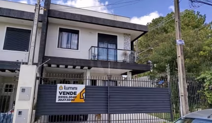 SOBRADO À VENDA NO JARDIM CARVALHO