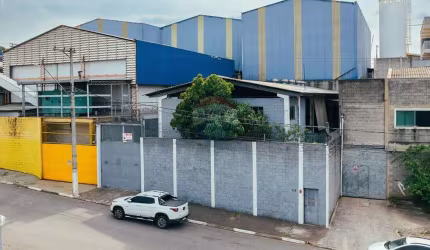 Vende Galpão Industrial . Com 444m2, Polo Industyrial Franco da Rocha