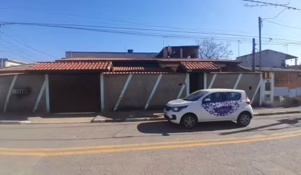 Casa para Venda em Itaquaquecetuba, Vila Maria Augusta, 2 dormitórios, 1 suíte, 2 banheiros, 3 vagas