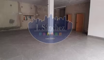 Salão Comercial para Locação em Itaquaquecetuba, Vila Virgínia, 4 banheiros