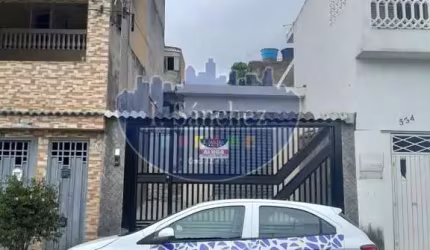 Casa para Locação em Itaquaquecetuba, Jardim Zélia, 2 dormitórios, 1 banheiro, 2 vagas