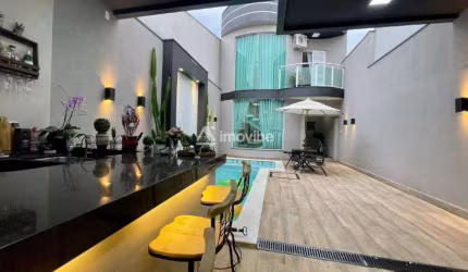 ** LINDA CASA COM PISCINA NO BAIRRO NOVA CARIOBA**