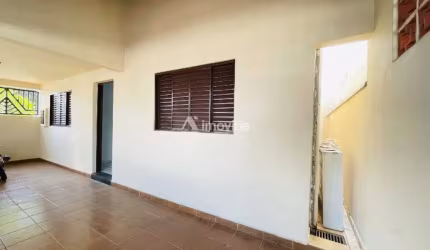 Casa três dormitórios residencial/comercial no Centro de Santa Bárbara d'Oeste/SP.