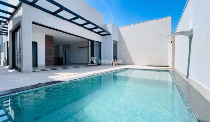 Casa alto padrão para venda, 369,00 m² área total, 243,00 m² área construída, Condomínio Pau Brasil - Americana-SP.
