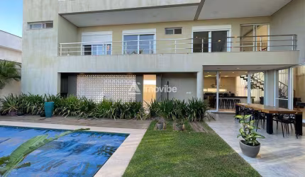 ** LINDA CASA ALTO PADRÃO CONDOMÍNIO FAZENDA SANTA LÚCIA **