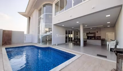 Casa em condomínio fechado de alto padrão em Americana-SP com 3 suítes.