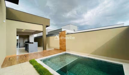 Casa a venda com 302m² de terreno e 185m² de construção com 03 dormitórios sendo uma suíte com closet no condomínio Engenho Velho em Nova Odessa - SP.