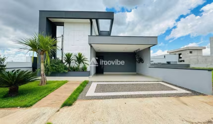 Casa à venda com 300m² de terreno e 180m² de construção com 03 dormitórios sendo 01 suíte no Jardim Solar das Esmeraldas em Nova Odessa/SP.