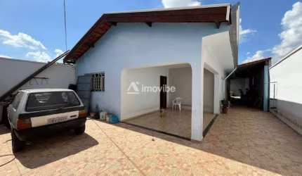 Casa á venda com 250m² de terreno e 150m² de construção com 02 dormitórios no Bairro Santa Inês em Santa Barbara d´Oeste/SP.