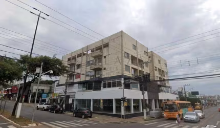 BELO APARTAMENTO DISPONÍVEL PARA ALUGAR NO CENTRO