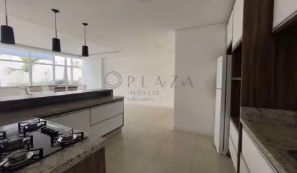 BELO APARTAMENTO DISPONÍVEL PARA ALUGAR NO CENTRO