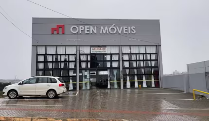 AMPLA SALA COMERCIAL PARA ALUGAR NO CENTRO