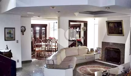 Sobrado Tremembé | 500m² | 3 Suítes | 6 Vagas | Espaço Gourmet | Lareira