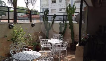 APARTAMENTO COM 4 DORMITÓRIOS E 4 VAGAS À VENDA NA MOOCA