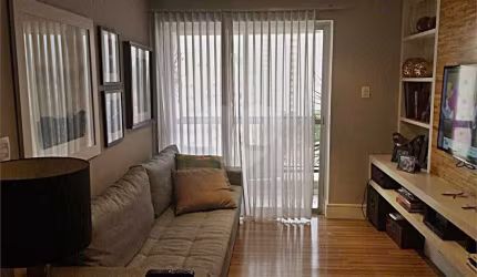Cobertura Duplex porteira fechada entrar e morar. 2 dormitórios sendo 1 suíte com closet,