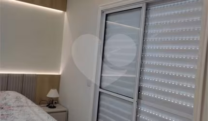 Sobrado em condomínio com 3 suítes e 2 vagas no Mandaqui