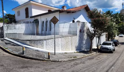 CASA TÉRREA A VENDA NO TREMEMBÉ, PRÓXIMA AO HORTO FLORESTAL - 4 DORMS (1 SUÍTE) E 5 VAGAS