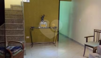 Casa, 3 quartos, 1 suíte, 3 vagas, à venda em Santa Teresinha, em São Paulo.