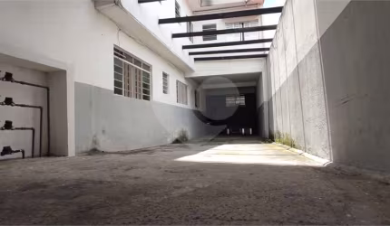 terreno  400 mt  8x50  com seis casas parada inglesa