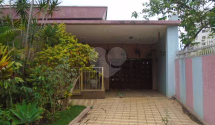 Casa térrea na Vila Maria com excelente terreno 519 metros quadrados