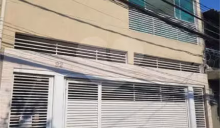Sobrado com 3 quartos sendo 1 suíte com 2 vagas no  Jaçanã