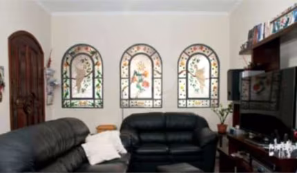 Casa com 3 amplas suítes, 2 vagas