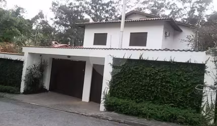 Excelente imóvel próximo ao Horto Florestal