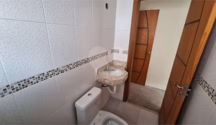 SOBRADO 3 DORMS (1 SUÍTE) E 6 VAGAS DE GARAGEM 225m² NA VILA NOVA MAZZEI