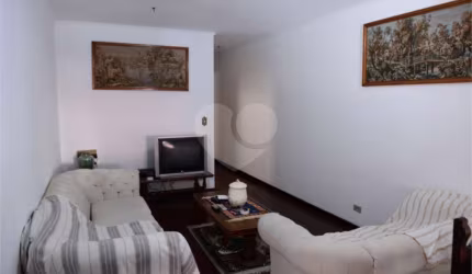Excelente sobrado no bairro do Tremembé com 4 quartos sendo duas suítes